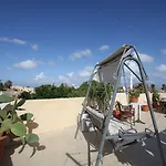 Sofia Konukevi 4*