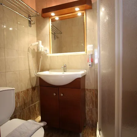 Sofia Konukevi 4*