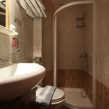Sofia Konukevi 4*