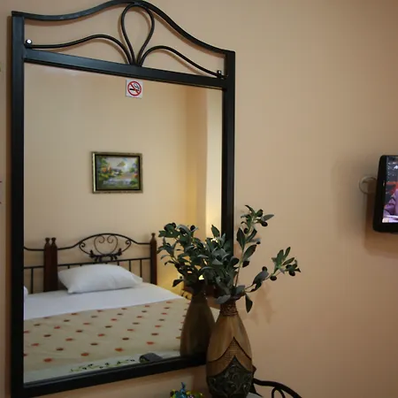 Konukevi Sofia Rhodes City