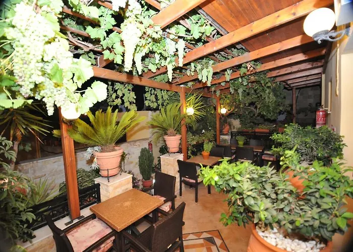 Гостьовий будинок Sofia Rhodes City